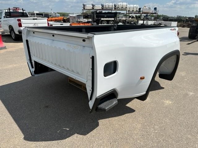 New 2024 CHEVROLET Pickup Bed - 8 FT