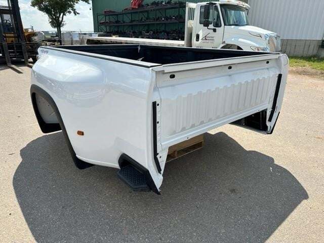 New 2024 CHEVROLET Pickup Bed - 8 FT