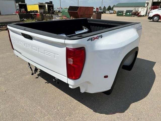 New 2024 CHEVROLET Pickup Bed - 8 FT