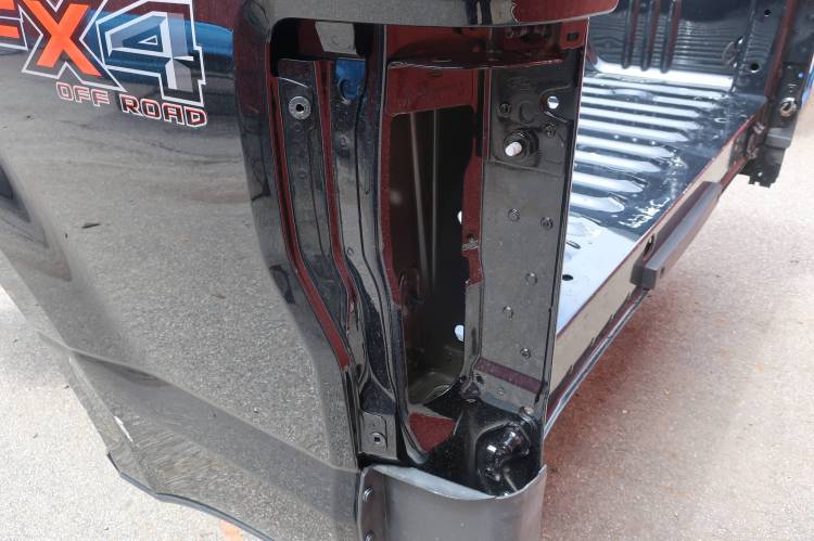 17-19 Ford F-250/F-350 Super Duty Agate Black 6.59t Short Bed Truck Bed - Image 6