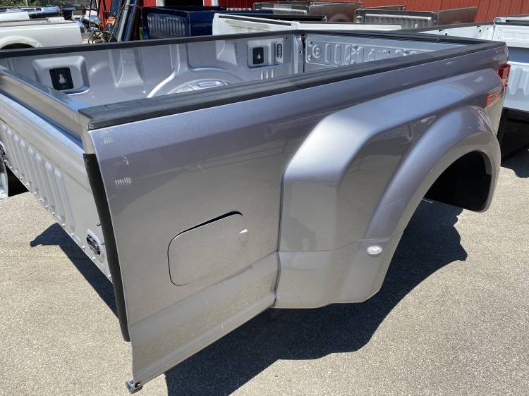 17-19 Ford F-250/F-350 Super Duty Silver 8ft Long Dually Bed Truck Bed - Image 4